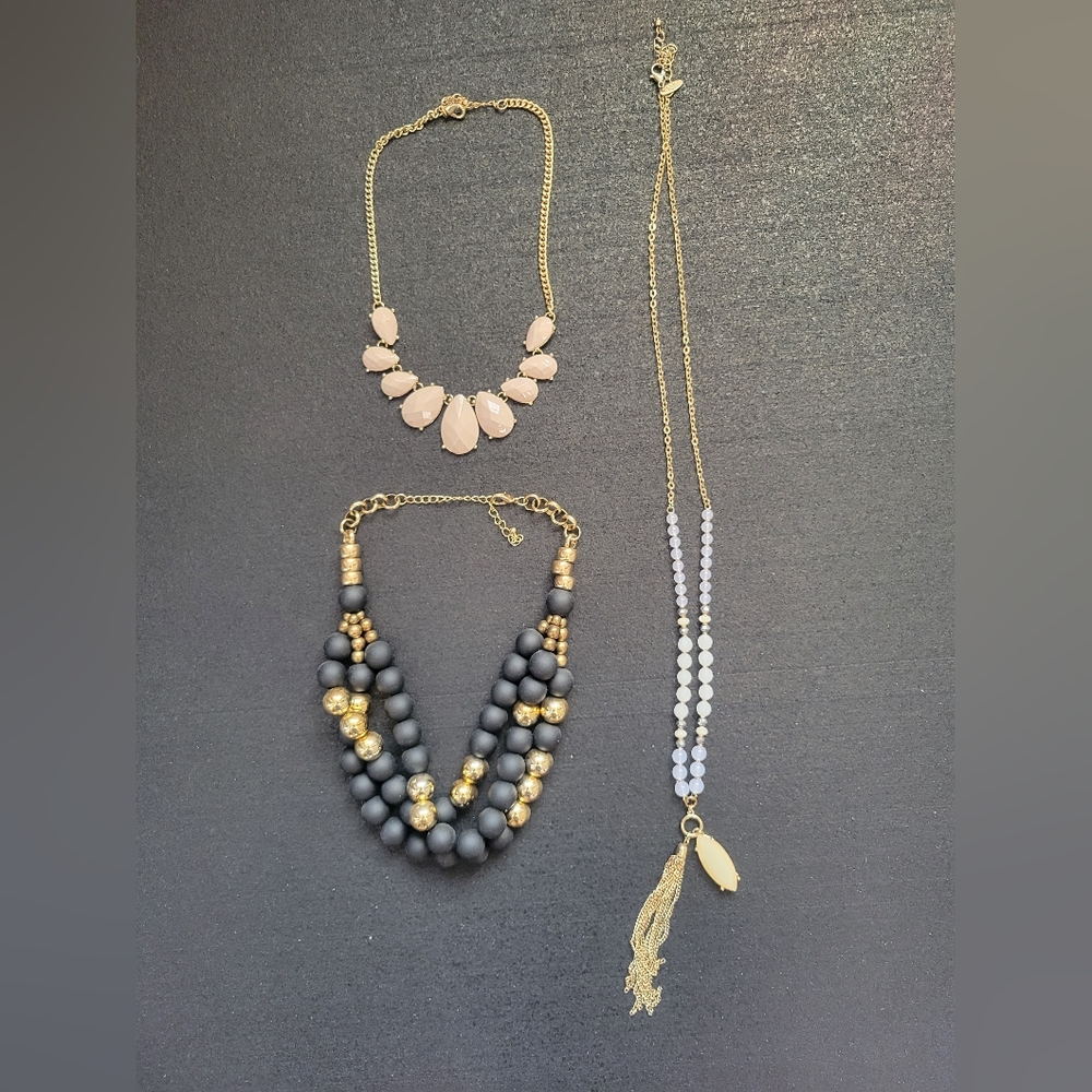 Lot of 3 necklaces Bebe and NY&Co